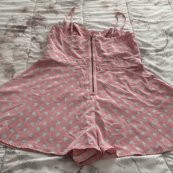 NWT Topshop Barbiecore pink with white polka dots built in bra romper, size 10 - Picture 12 of 16
